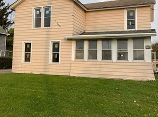 85 S Main St, Manchester, NY 14504