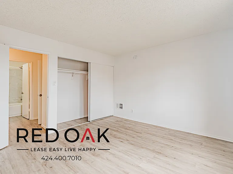 509 N Berendo St #110 — Photo 14
