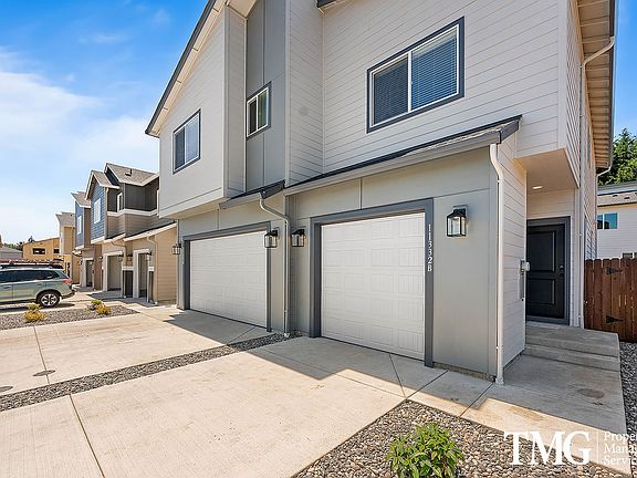 2nd image of 11332 NE 131st Ct #11332B
