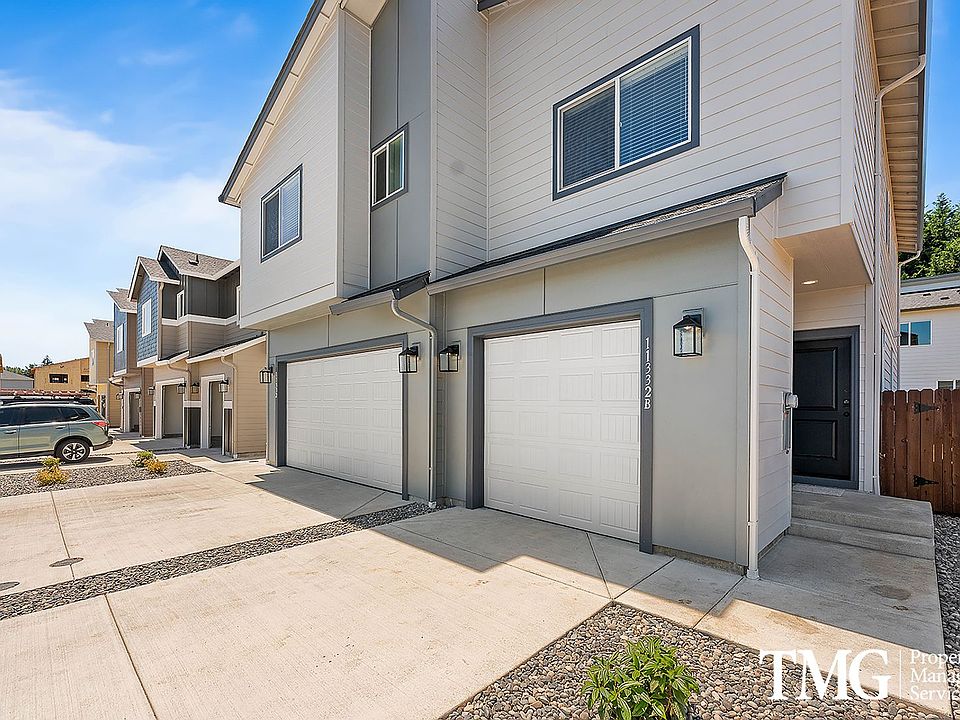 1st image of 11332 NE 131st Ct #11324B