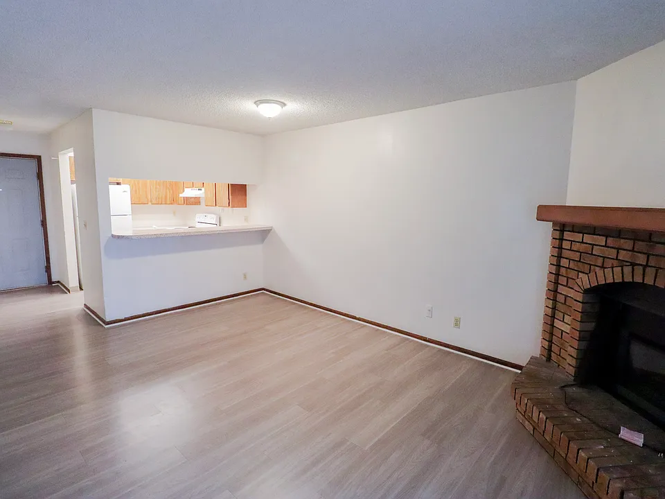 812 City Park Ave #204