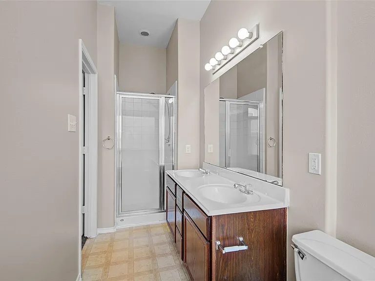 4226 Richmeadow Dr — Photo 19