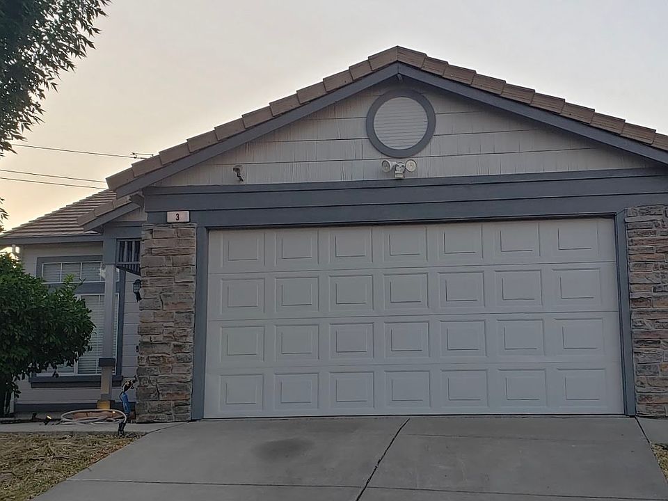 2nd image of 3 Willow Ct