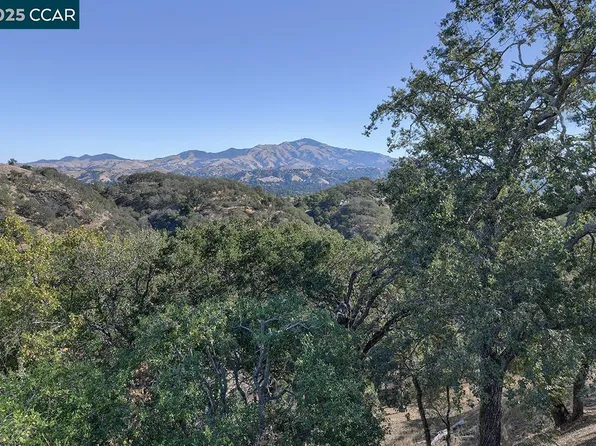 546 High Eagle Ct, Walnut Creek, CA 94595