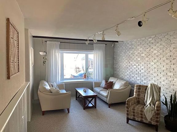 2nd image of 30 Gotham Ave