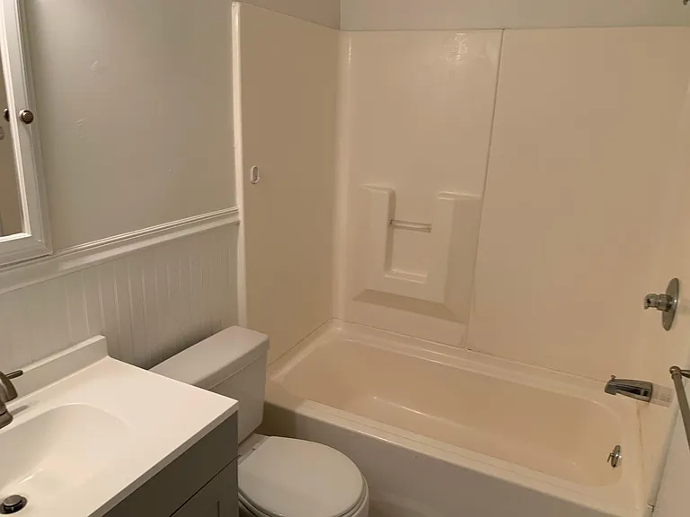 525 Cypress St — Photo 13