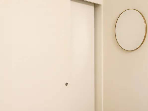 35 Eastern Parkway image 14 of 18