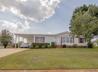 108 Lauren Flynn Dr, Anderson, SC 29626