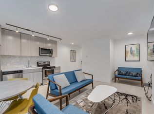 1425 Haro St #207, Vancouver, BC V6G 1G2