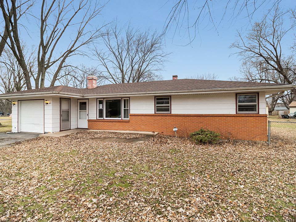 1st image of 1620 Hackberry Ln