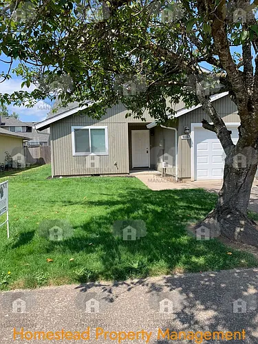 1085-1087 Raffon Ct SE Photo 1
