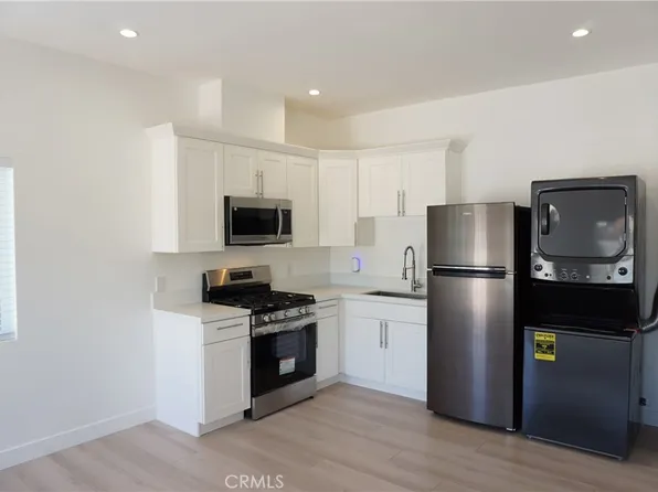 8824 Quartz Ave, Northridge, CA 91324