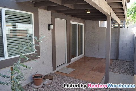 2nd image of 1022 N 85th Pl