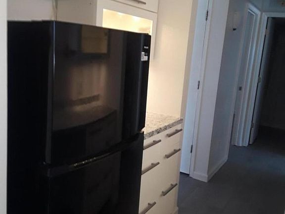 3rd image of 2601 W Broadway Blvd #P399