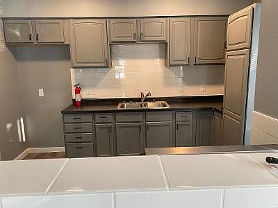 1st image of 929 Morgan Ave N #4
