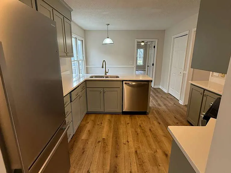 201 Willowood Pkwy — Photo 8