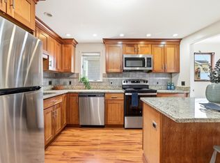 77 Swan St, Everett, MA 02149