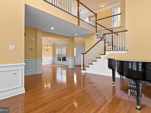 2nd image of 74 Sagewood Dr