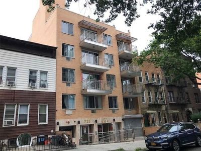 733 53rd St #2B, Brooklyn, NY, 11220