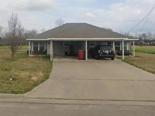1610 Albert Broadfoot St, Bonham, TX 75418