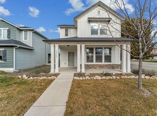 9968 W Smoke Ranch Dr, Boise, ID 83709