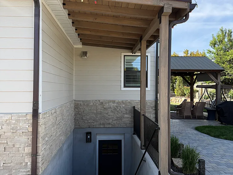 S Colton Spring Ln — Photo 4