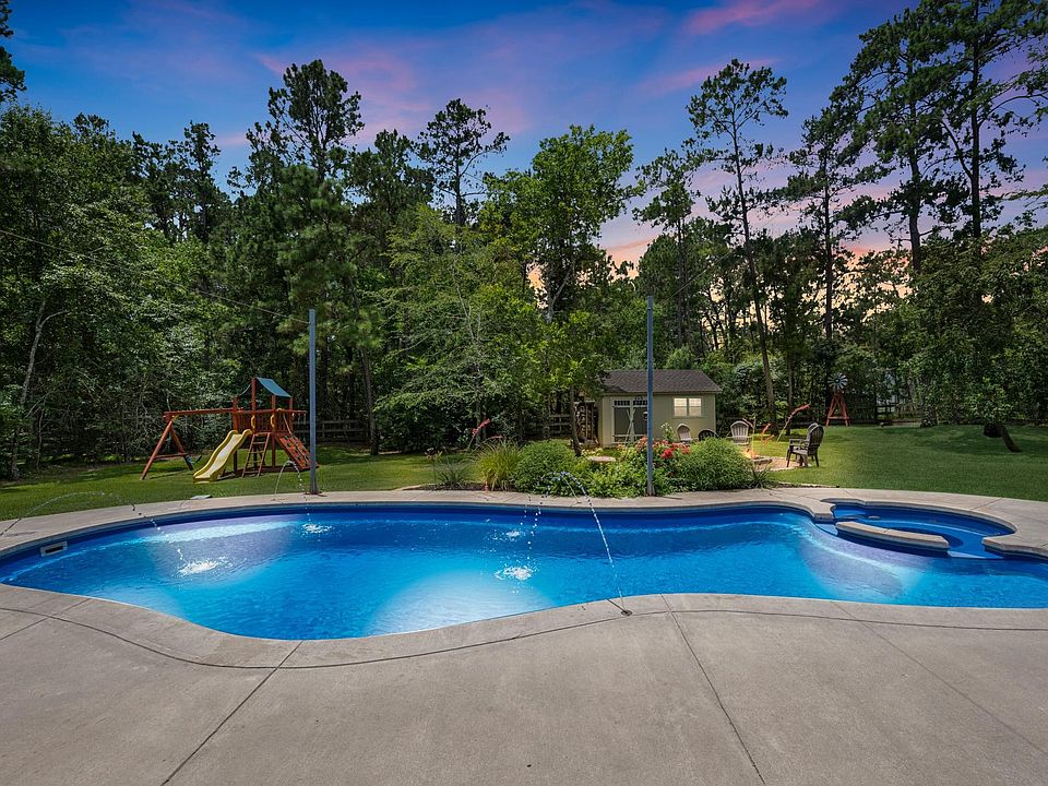 1st image of 22607 Acacia Dr