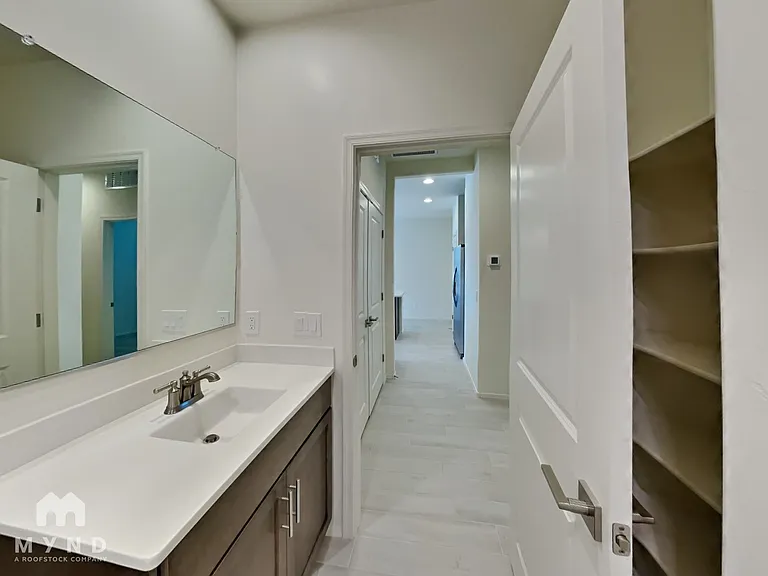 11820 W Rancho Dr — Photo 23