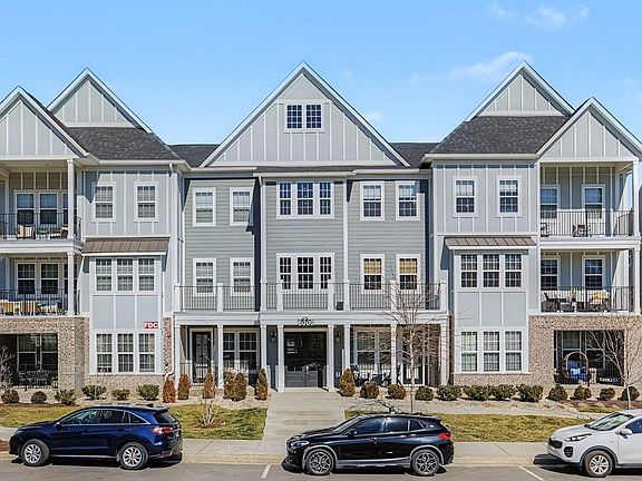 2nd image of 6000 Shadow Green Dr #201