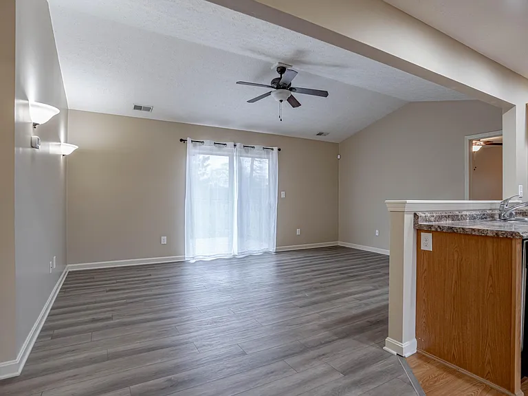 11412 Semillon Ln — Photo 9