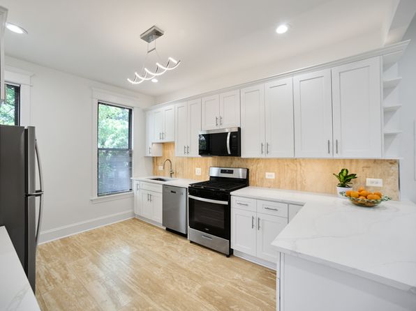 858 W Armitage Ave #3