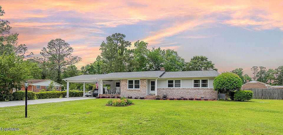 1st image of 206 Diane Drive