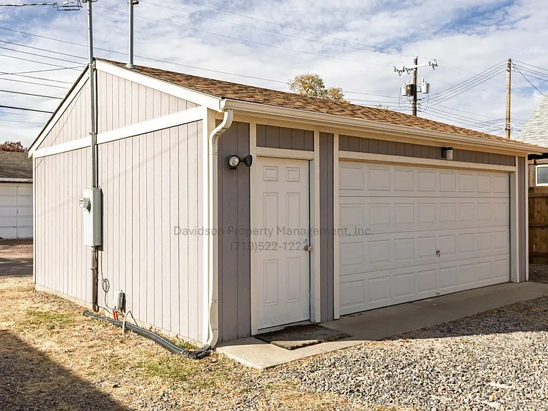 2312 N Weber St — Photo 19