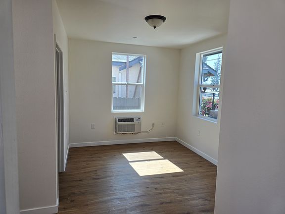 3rd image of 248 N 1st St #1-19