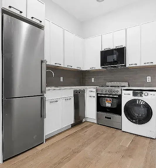 554 Putnam Ave #2 — Photo 2