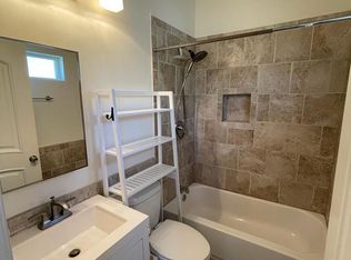 122 10th St #B, Seal Beach, CA 90740