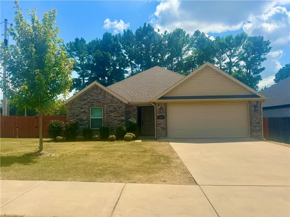 3279 Summer View Ave, Springdale, AR 72764