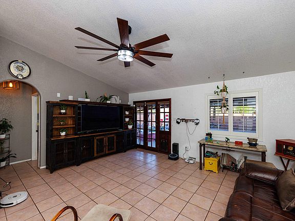 4th image of 10311 S Del Rico