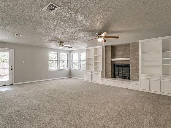 5th image of 1028 Kelley Dr