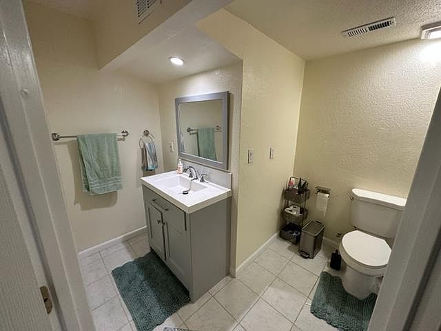 1st image of 162 Morton Dr Unit B
