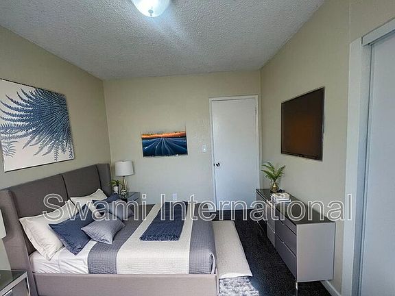 2nd image of 400 E 120th St #5