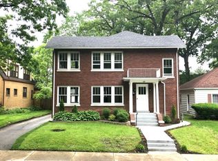 306 Oak Crest St, Waukegan, IL 60085