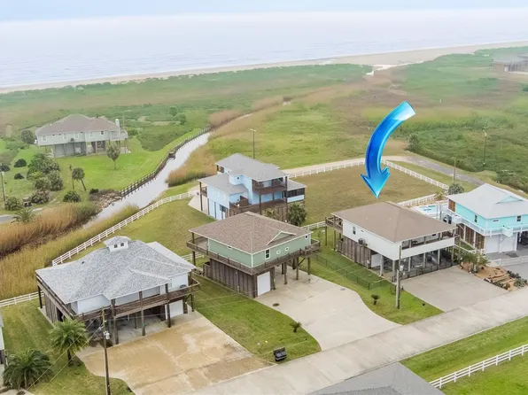 4304 Bolivar Cir, Pt Bolivar, TX 77650