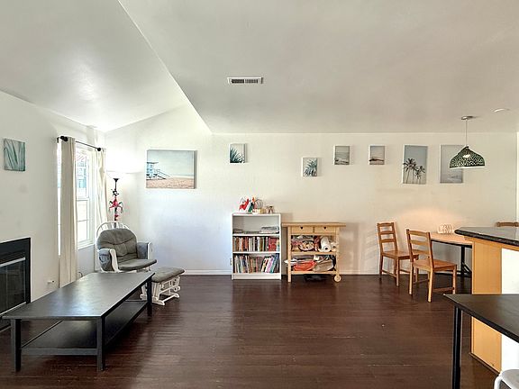 5th image of 4155 Porte De Merano Unit 121