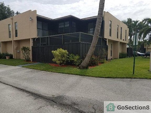 3rd image of 4941 Alder Dr