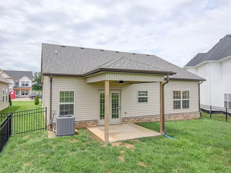 2547 Rafiki Dr — Photo 49