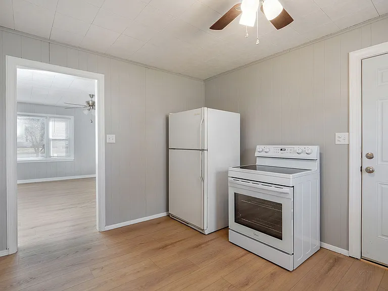 2051 E Marsa Dr — Photo 6