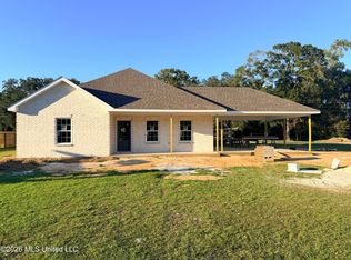 6715 Caraway Rd, Moss Point, MS 39562