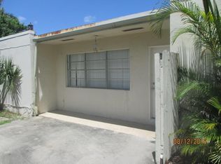 251 New Castle St, Boca Raton, FL 33487