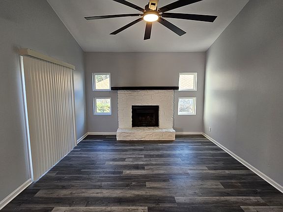 4th image of 263 Mooring Cir APT B